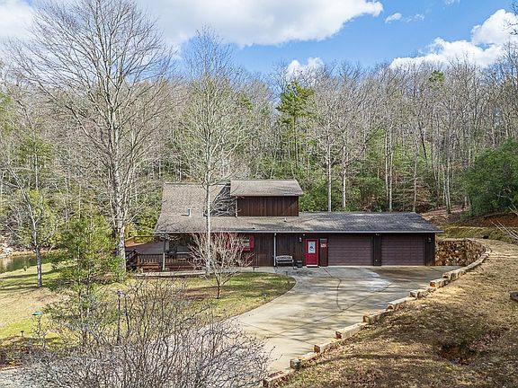4th image of 218 John Laurel Drive