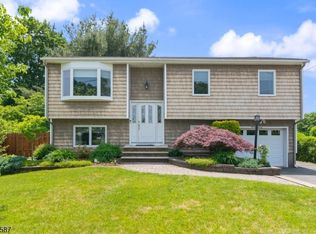 16 Arlington Ave, Mount Arlington, NJ