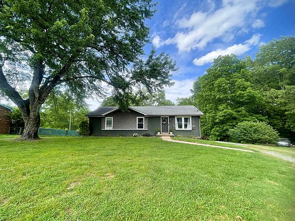 3rd image of 504 Dale Terrace Ct