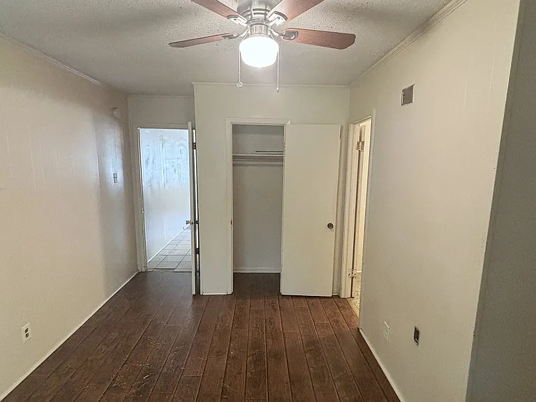 211 Hodge St #208 — Photo 10
