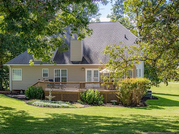 2nd image of 19641 Serenity Ln