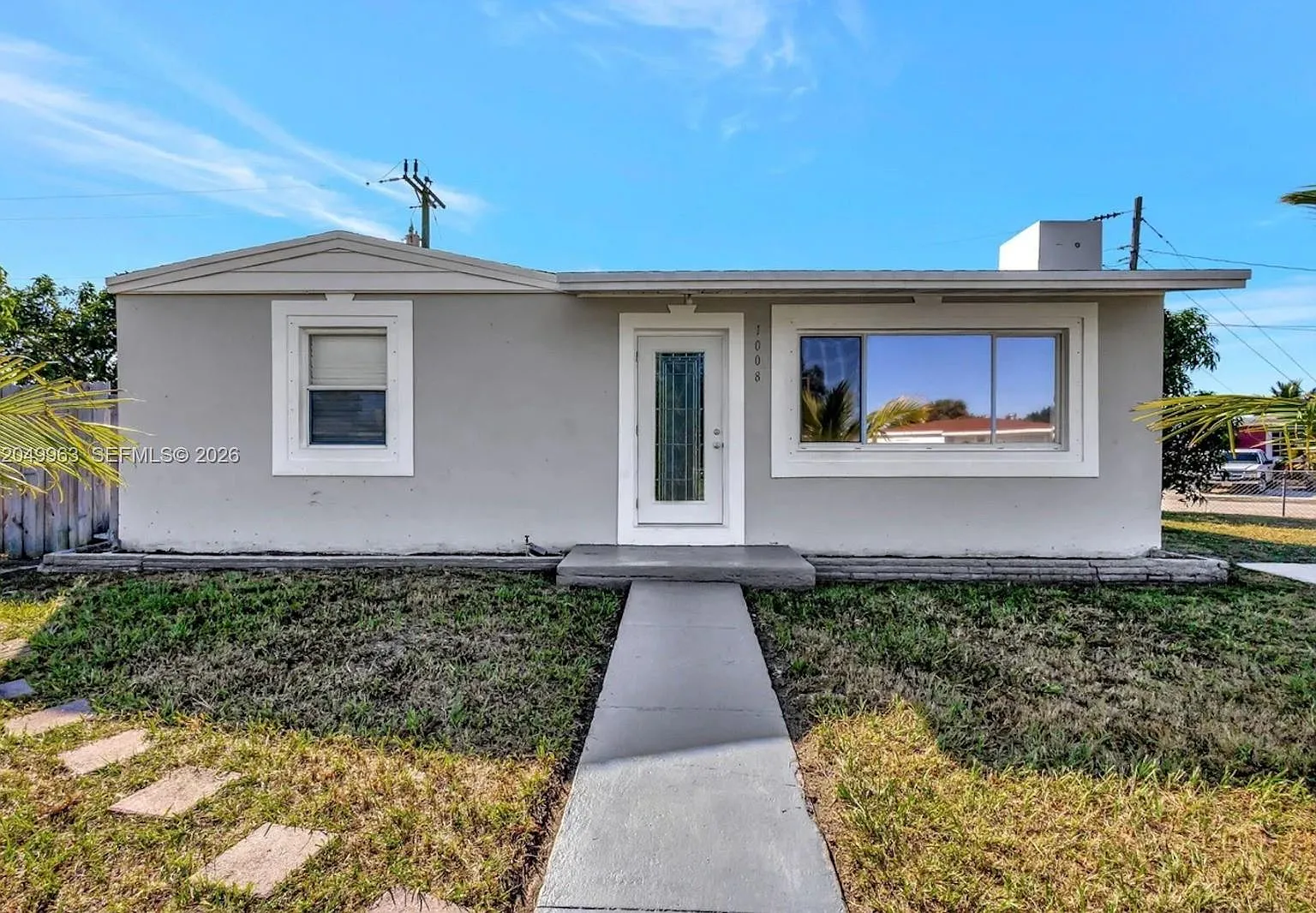 Golfview Heights 8 — Photo 1