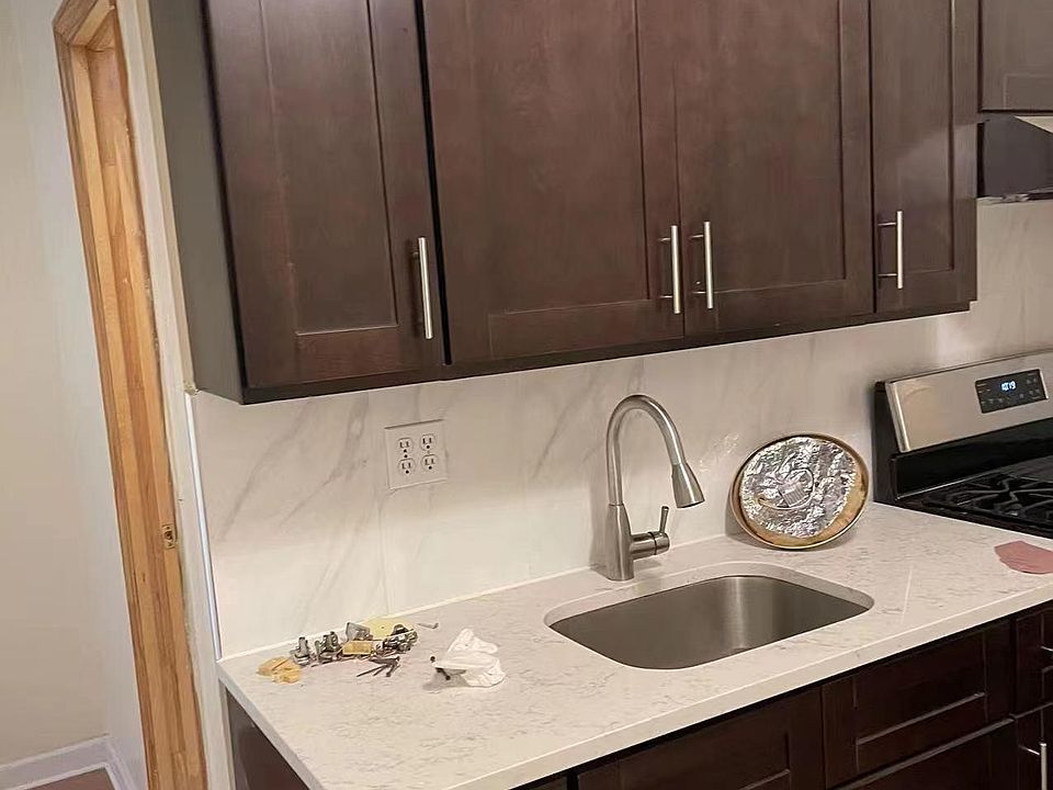 1st image of 4638 158th St Unit 2