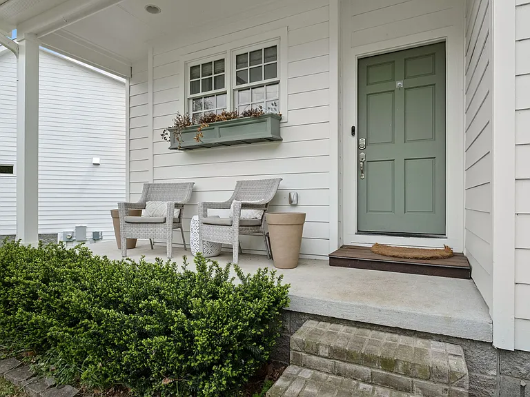 5505 Knob Rd — Photo 3