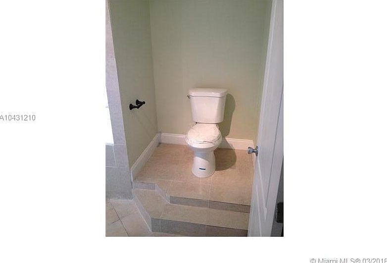 1st image of 1824 Scott St #0