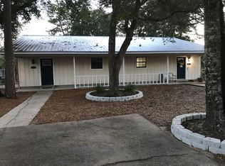 307 Lincoln Niceville #B, Valparaiso, FL 32580