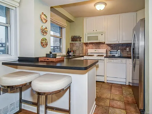 Sold by Robert E. Hill  | media 20