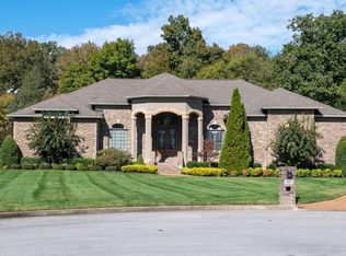 105 Glenhaven Ct, Lebanon, TN 37087