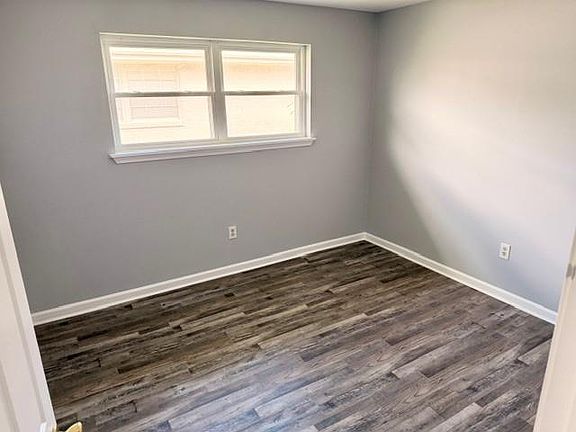 5th image of 4850 Lynhuber Dr