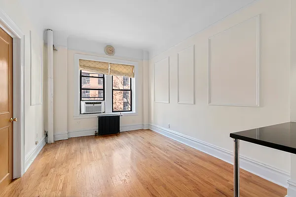 Rented by Douglas Elliman | media 9