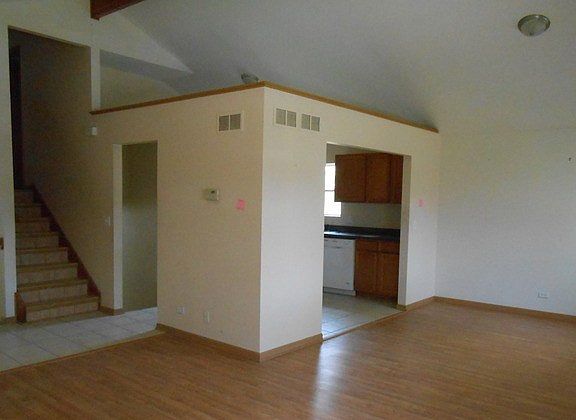 5th image of 14325 Lincoln Ave