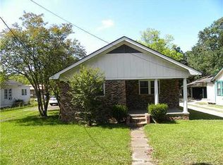 5507 Grierson St, Moss Point, MS 39563