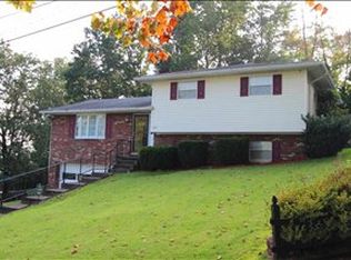 64 Plateau Hts, Huntington, WV 25704