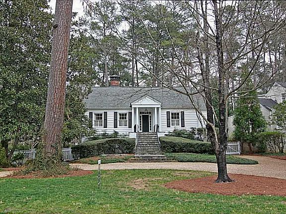 4th image of 745 Woodward Way NW