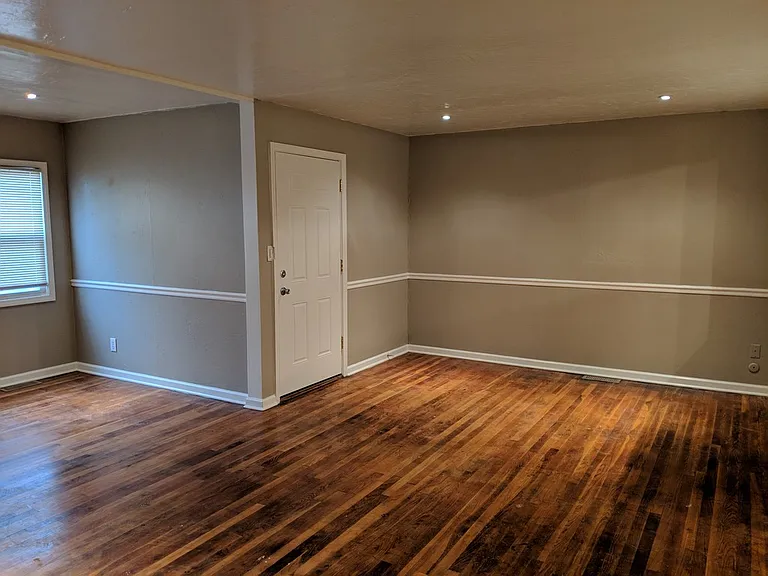 3981 Whitestone Ct — Photo 2