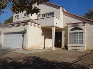 9420 Aqueduct Ave, North Hills, CA 91343