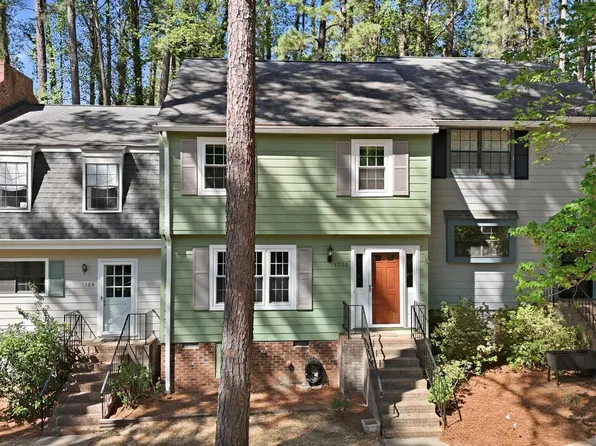 1302 Springlawn Ct, Raleigh, NC 27609