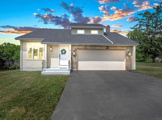 33 New Marker Rd, South Windsor, CT 06074