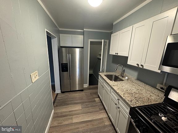 5th image of 418 Stemmers Run Rd