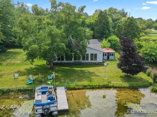 13310 W Stanton Rd, Trufant, MI 49347