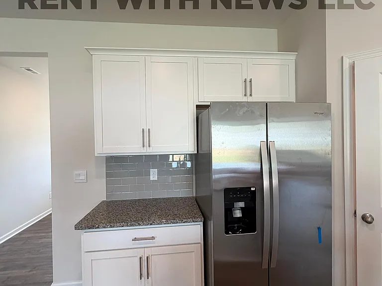 105 Brookberry Ct — Photo 5