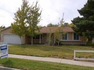 8882 Ida Ln, Sandy, UT 84093