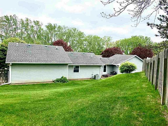 5th image of 2424 Pueblo Dr