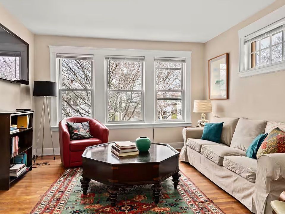 1st image of 258 Roslindale Ave