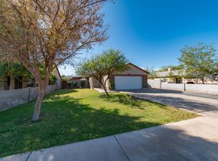 2421 E Mobile Ln, Phoenix, AZ 85040