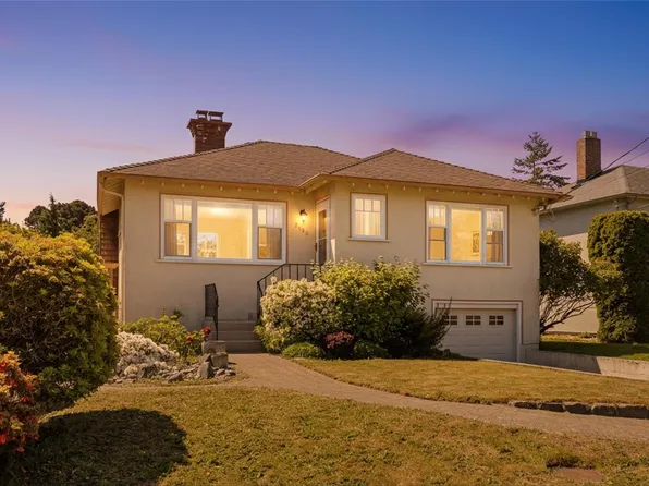 2183 Central Ave, Oak Bay, BC V8S 2R6
