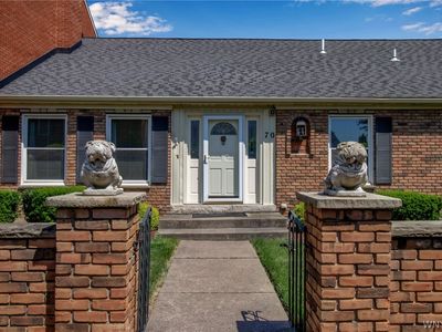 70 Georgian Ln, Buffalo, NY, 14221