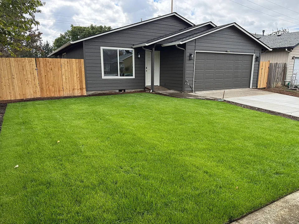 13103 NE 76th Way