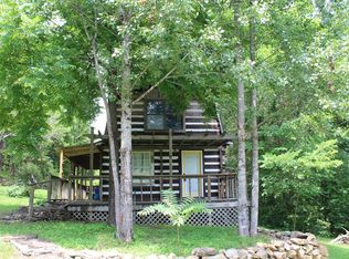 864 Pleasant Shade Ln, Monterey, TN 38574