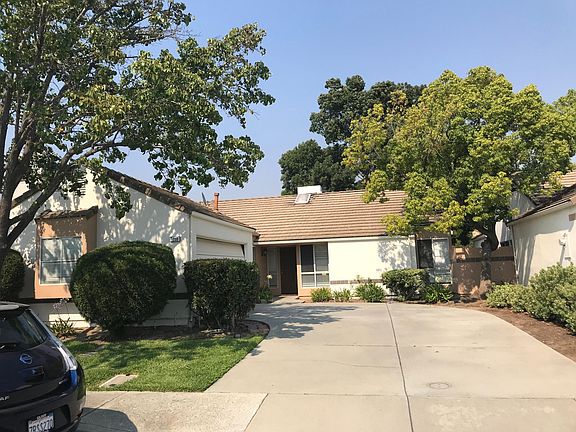 5th image of 1230 Kelly Park Cir