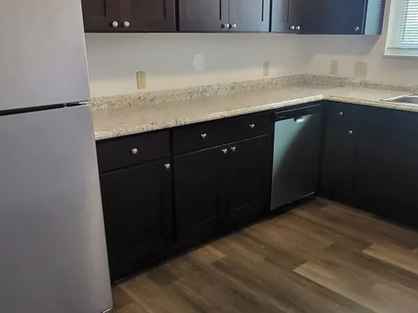 Yorktowne Apartments