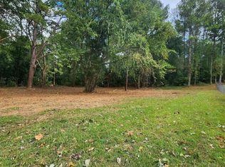 15 N Roxton Cir, Laceys Spring, AL 35754