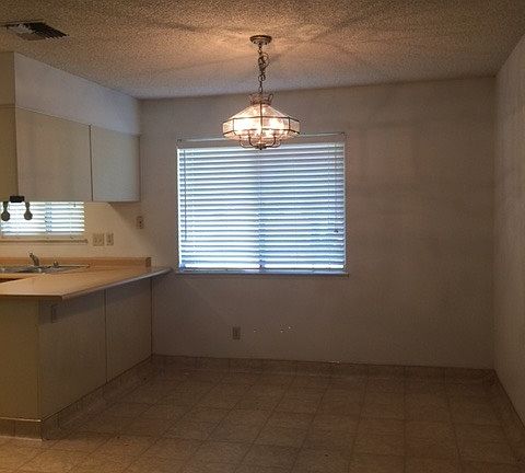 4th image of 18766 Rhine Dr