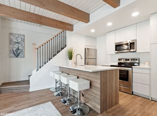 Park Townhomes of Highland Park, Highland Park, IL 60035