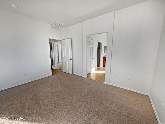 5th image of 13989 N Swift Spear Dr