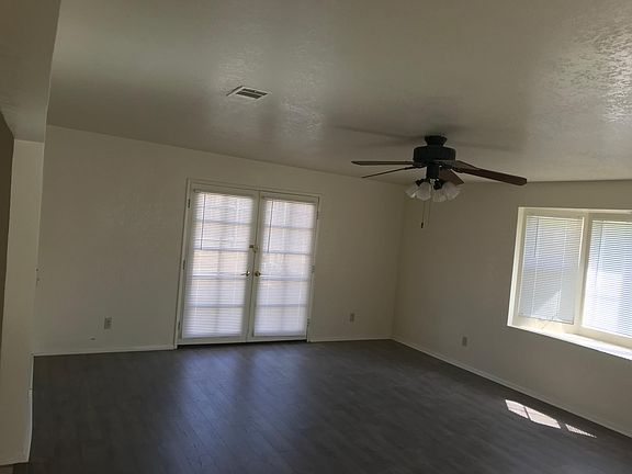 4th image of 35131 San Carlos St