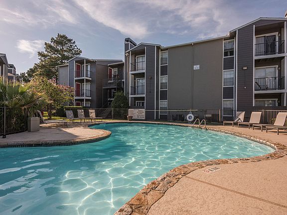 4th image of 8630 Easton Commons Dr #7-708