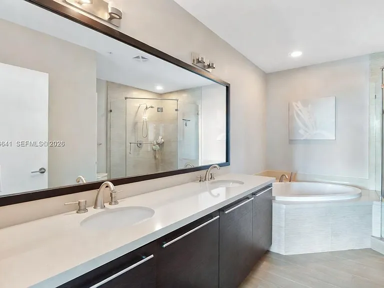 7930 East Dr #1505 — Photo 15