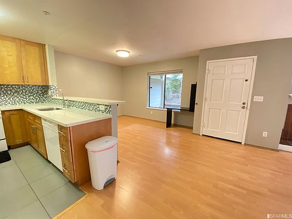 5th image of 1504 Birchwood Ct