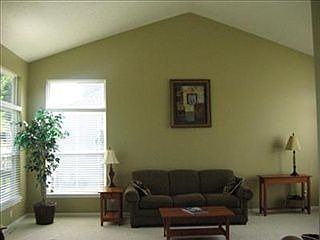1st image of 599 Firestone Dr SE