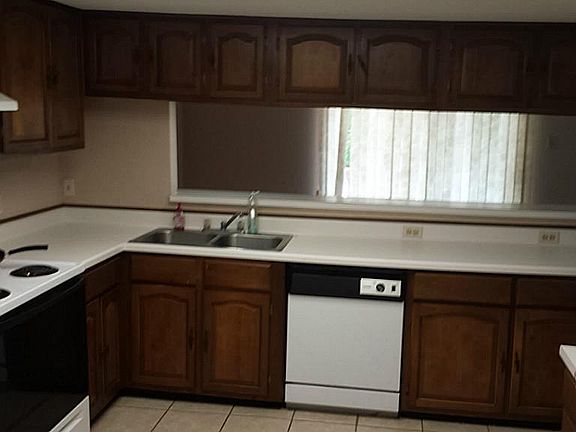 5th image of 5005 Georgi Ln APT 13