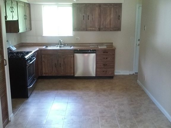 2nd image of 2916 Wheaton Ave