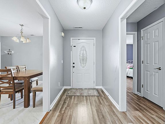 3rd image of 7826 Noble Ridge Pl