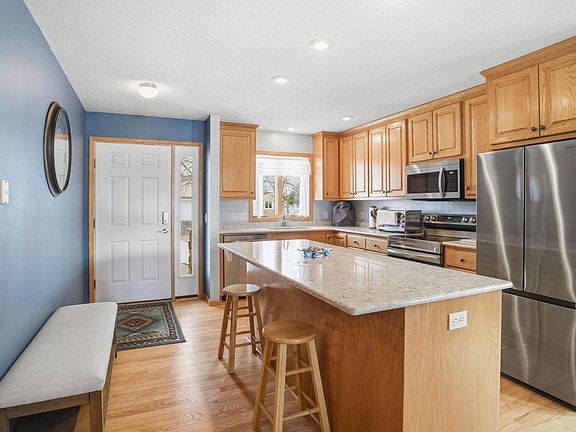 2nd image of 1138 Highpoint Ct #33B