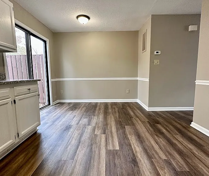 6611 English Ivy Ln — Photo 8