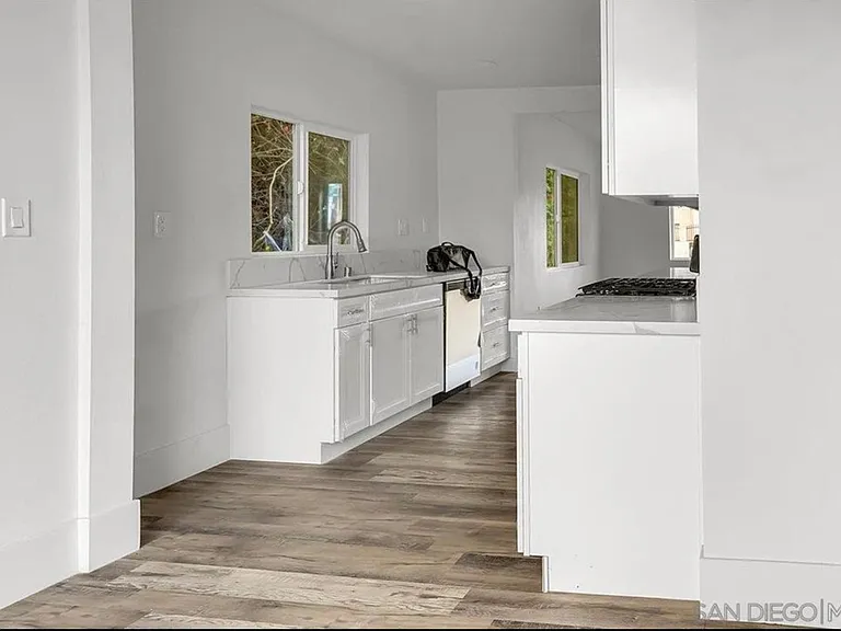 337 S 37th St — Photo 5